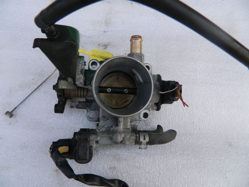 Дроссельная заслонка TOYOTA VISTA ZZV50 1ZZFE (Контрактный) 79768814