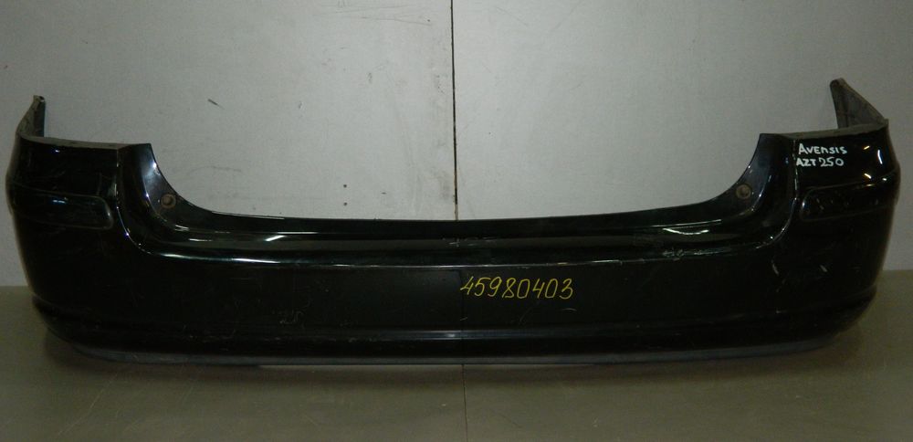 Бампер задний TOYOTA AVENSIS AZT250 (Контрактный)