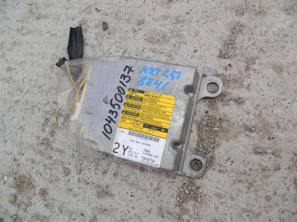 Блок управления AIRBAG TOYOTA AVENSIS AZT251 (Контрактный) 1043500137