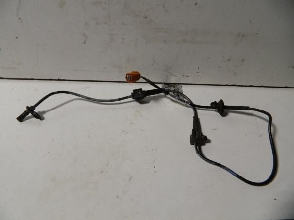 Датчик ABS HONDA FIT GD1 Перед Прав (Контрактный) 10761505