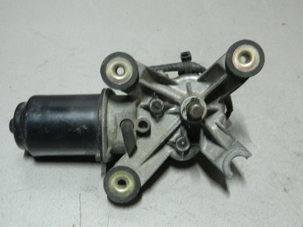 Мотор заднего дворника NISSAN CEFIRO A33 (Контрактный) 81528645