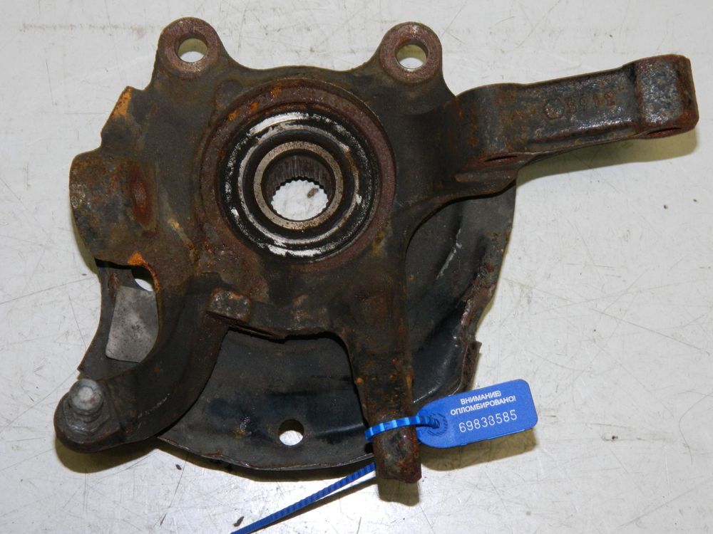 Ступица NISSAN CEFIRO A33 Перед Прав (Контрактный) 69838585