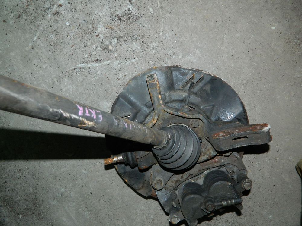 Ступица SUBARU LEGACY BP5 Перед Прав (Контрактный) 79586706