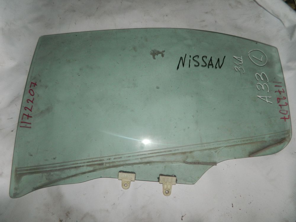 Стекло двери NISSAN CEFIRO A33 Задн. Лев (Контрактный) 1172207