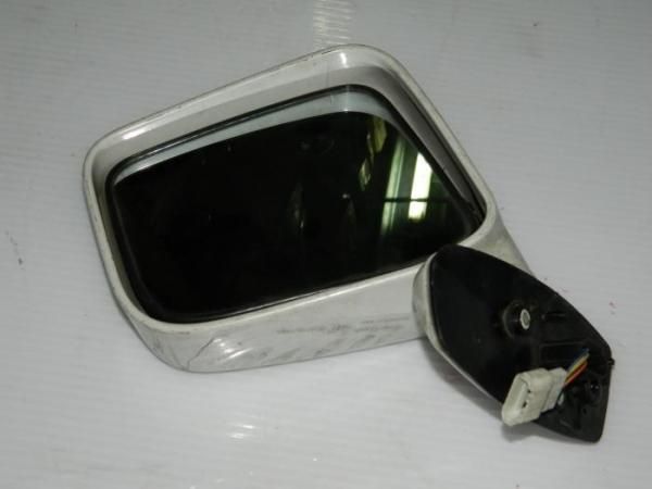 Зеркало MITSUBISHI Chariot Grandis N84W Перед Лев (Контрактный)