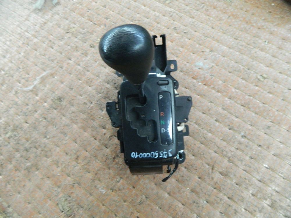 Селектор АКПП TOYOTA AVENSIS AZT250 (Контрактный) 3755000010