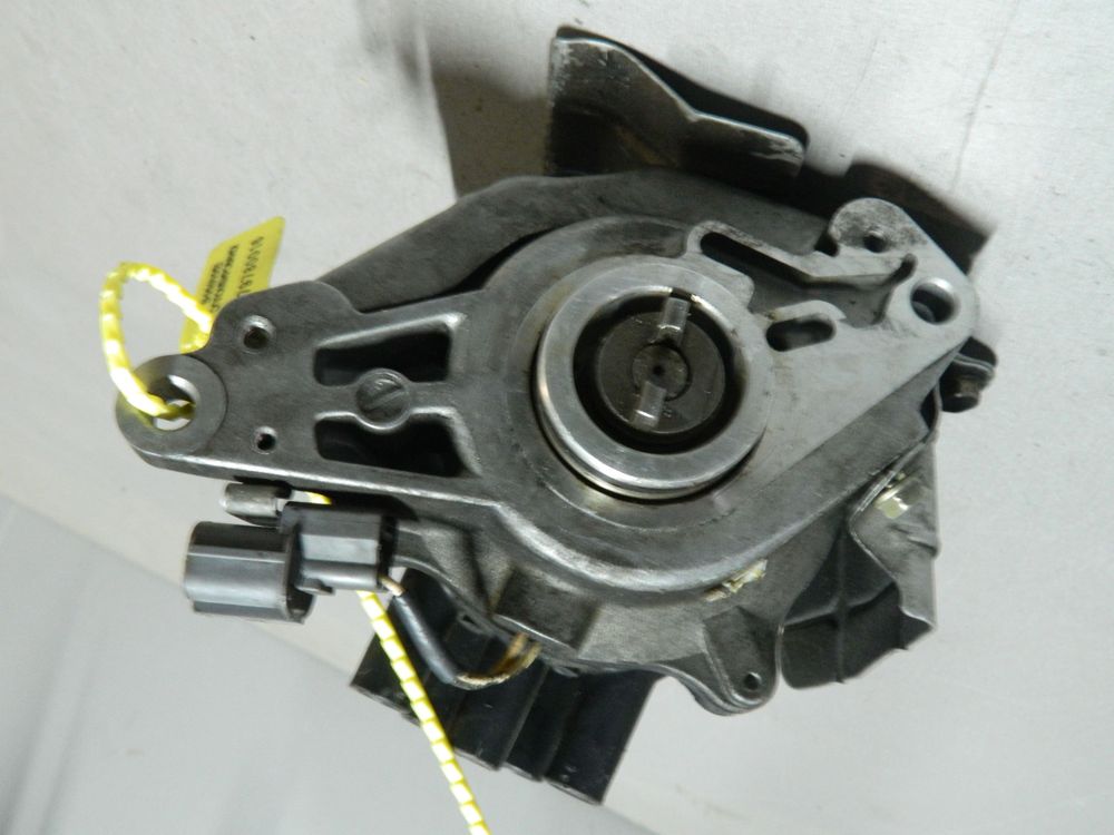 Трамблер HONDA G25A (Контрактный) 79780016