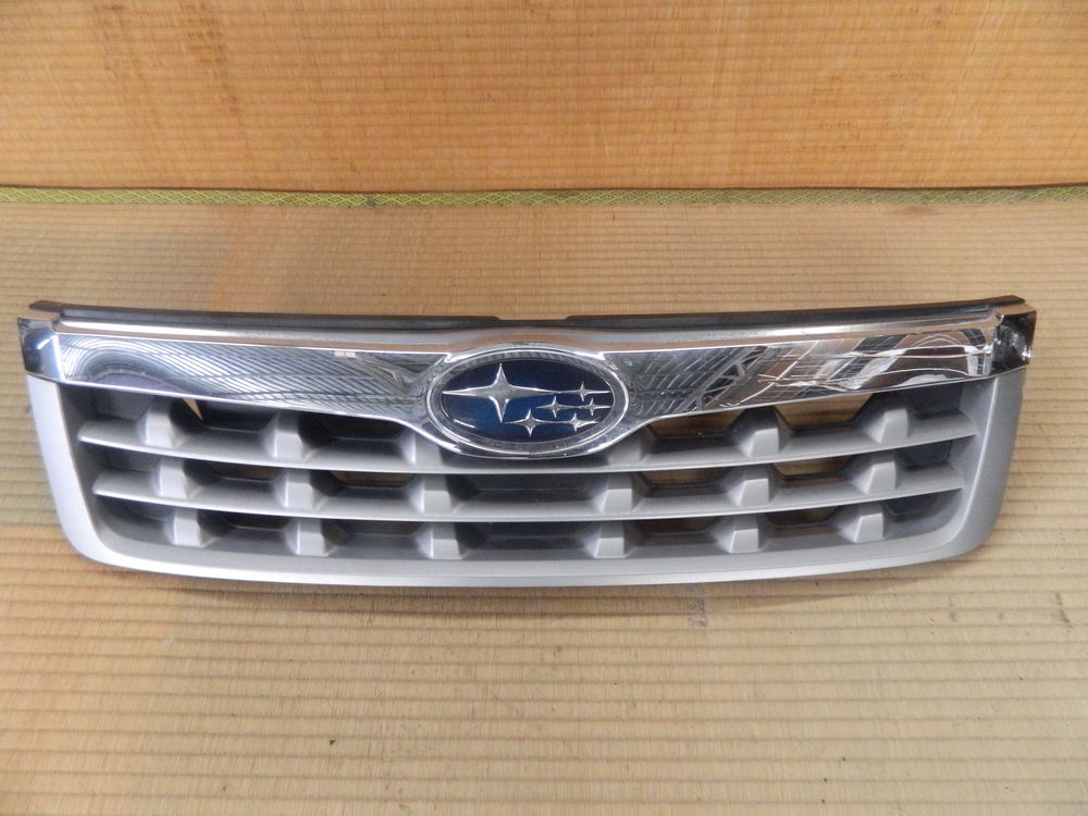 Решетка радиатора SUBARU FORESTER SHJ (Контрактный) 27117060