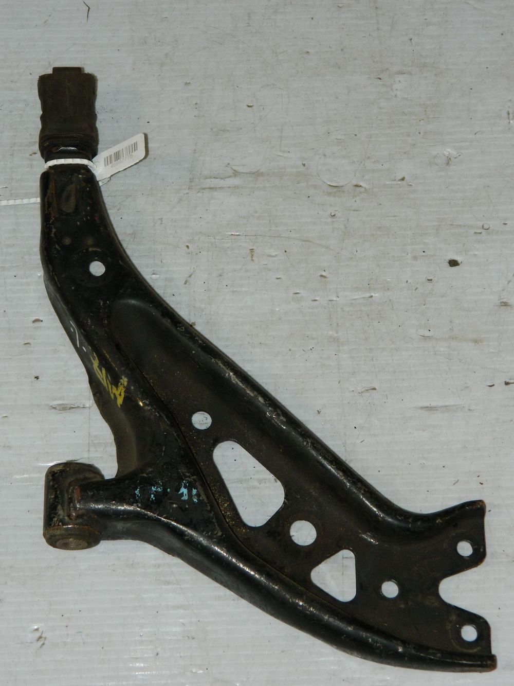 Рычаг подвески TOYOTA STARLET EP91 Перед Лев (Контрактный) 45992775