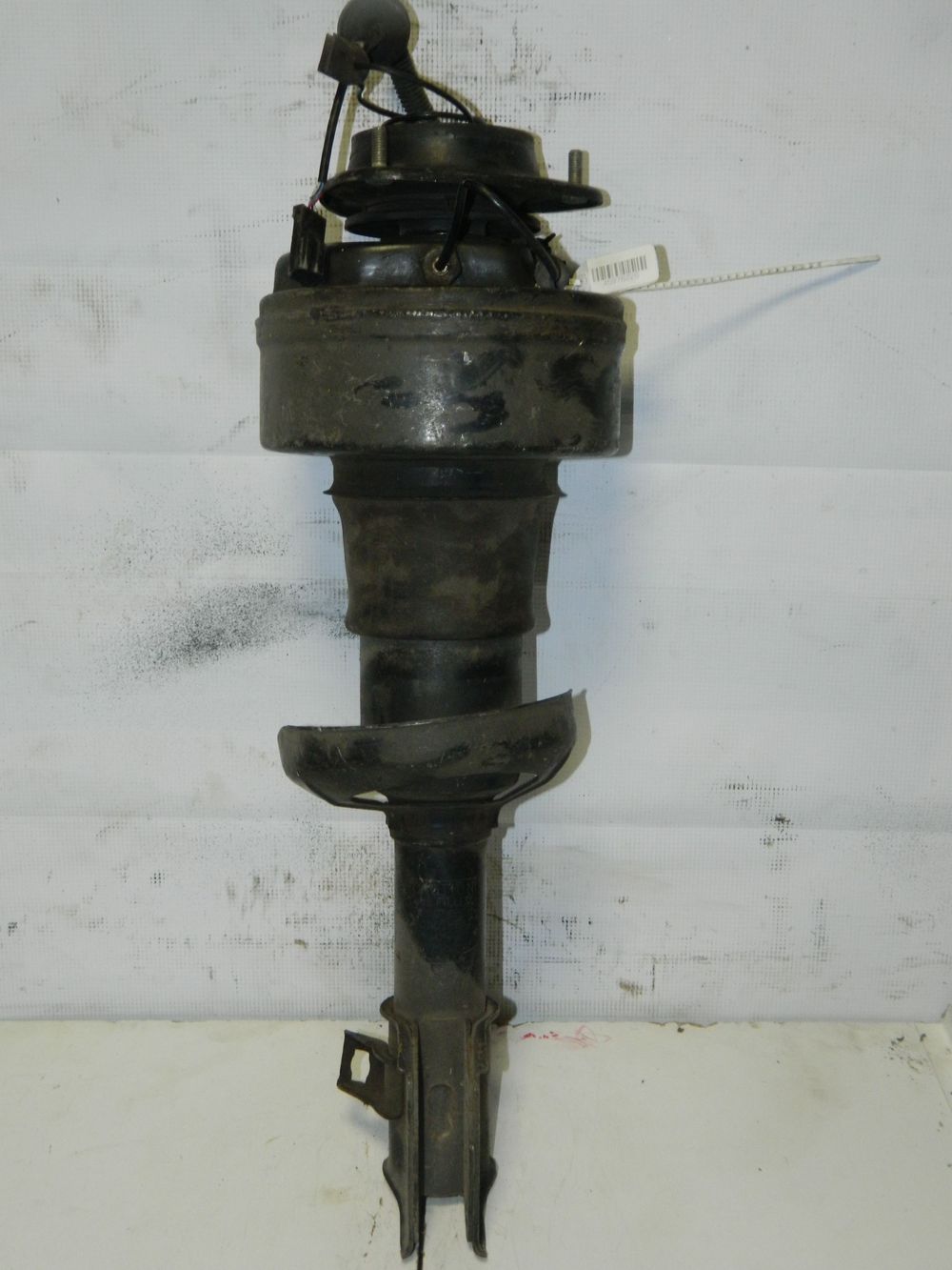 Стойка подвески SUBARU LEGACY BGA Перед Лев (Контрактный) 45976226