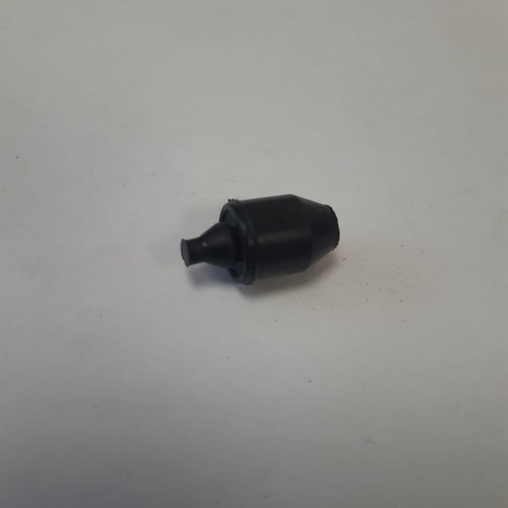 Отбойник лючка бензобака RENAULT 788378666R RENAULT Logan