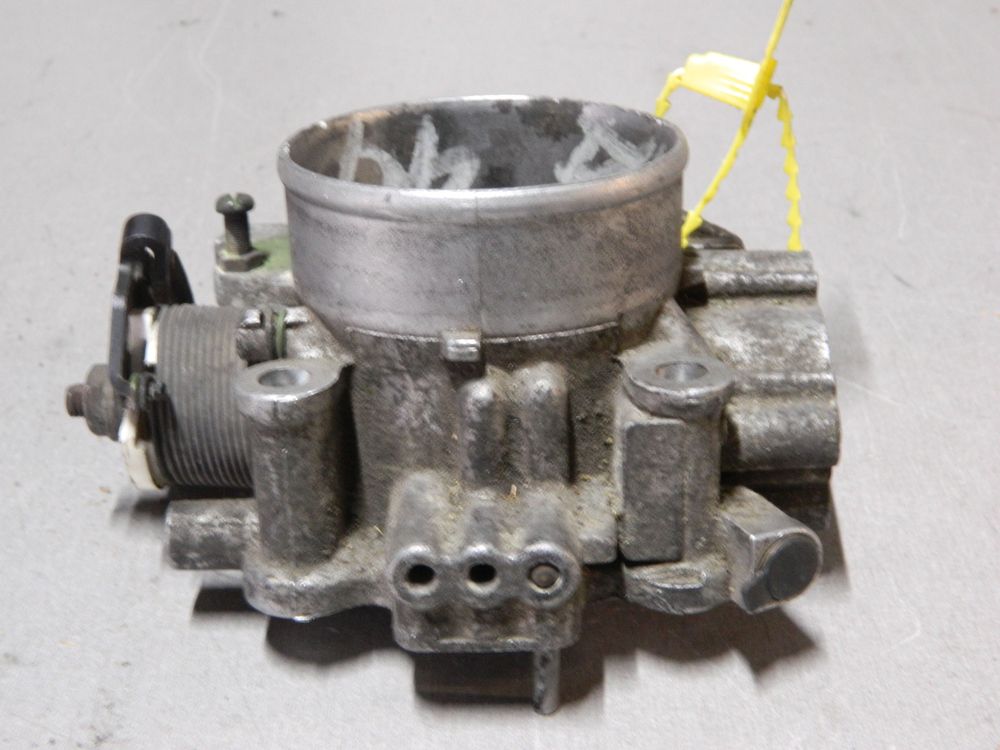 Дроссельная заслонка MITSUBISHI 4G93 (Контрактный) 79780335