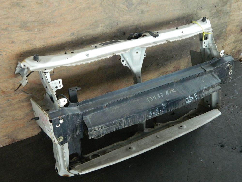 Рамка радиатора HONDA FIT GD1 (Контрактный) 94584298