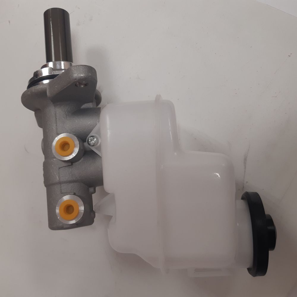 Главный тормозной цилиндр GENERAL PARTS 4720142350 TOYOTA RAV4 ACA30 05-13 LHD