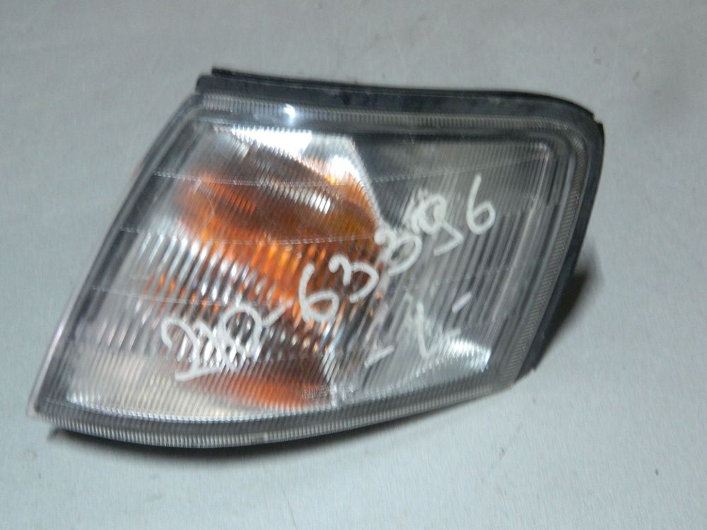 Габарит NISSAN PRIMERA P11 Перед Лев (Контрактный) 72367081