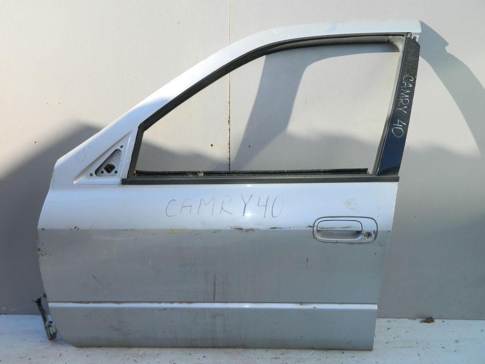 Дверь TOYOTA CAMRY SV40 Перед Лев (Контрактный) 40951956