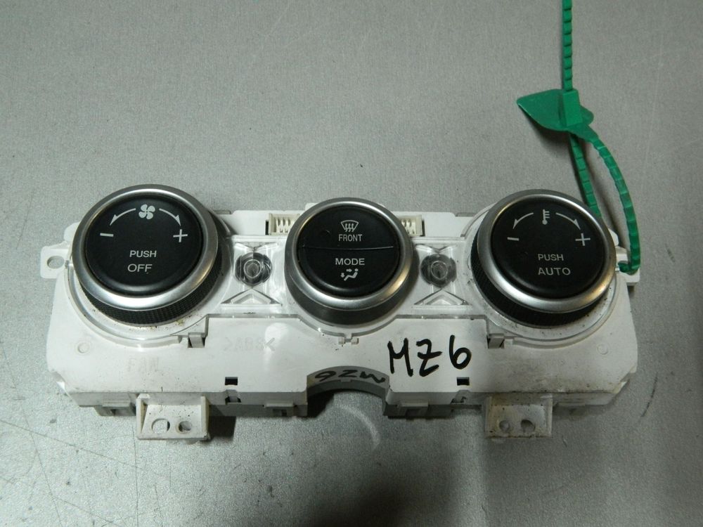 Блок управления климат-контролем MAZDA 6 GG (Контрактный) 81540484