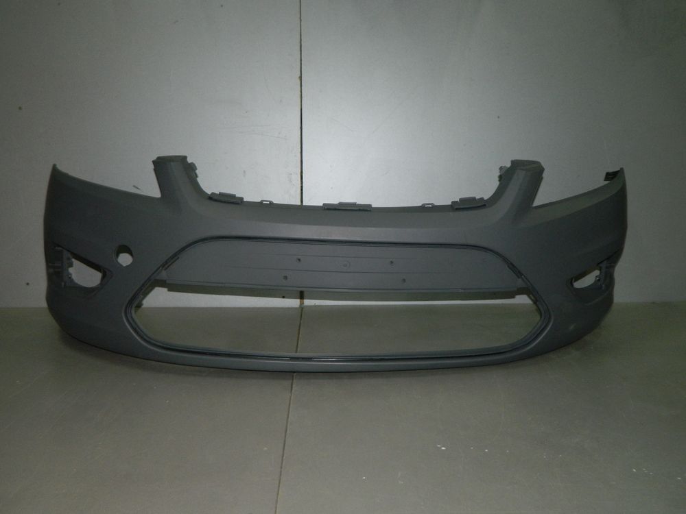 Бампер передний API FD06200002000 FORD FOCUS SDN 2008-2011