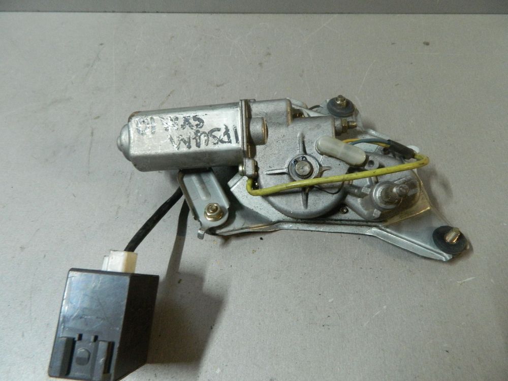 Мотор заднего дворника TOYOTA IPSUM SXM10 (Контрактный) 81528784