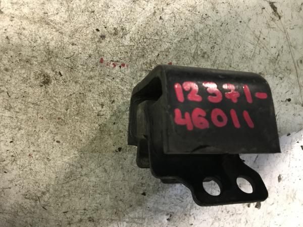 Подушка двигателя TOYOTA CROWN JZS130 2JZGE (Контрактный)