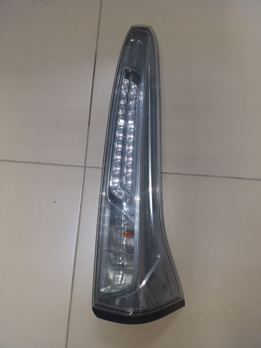 Фонарь NISSAN, SUZUKI  LANDY, SERENA, C26, FC26 (Контрактный)