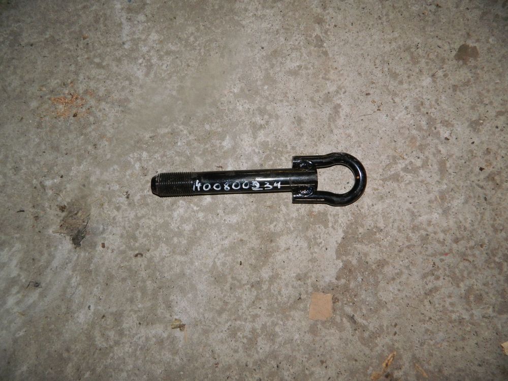 Крюк буксировочный TOYOTA CAMRY AVV50 (Контрактный) 1400800234