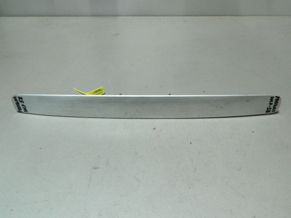 Накладка крышки багажника TOYOTA PROBOX NCP58 (Контрактный) 79773214