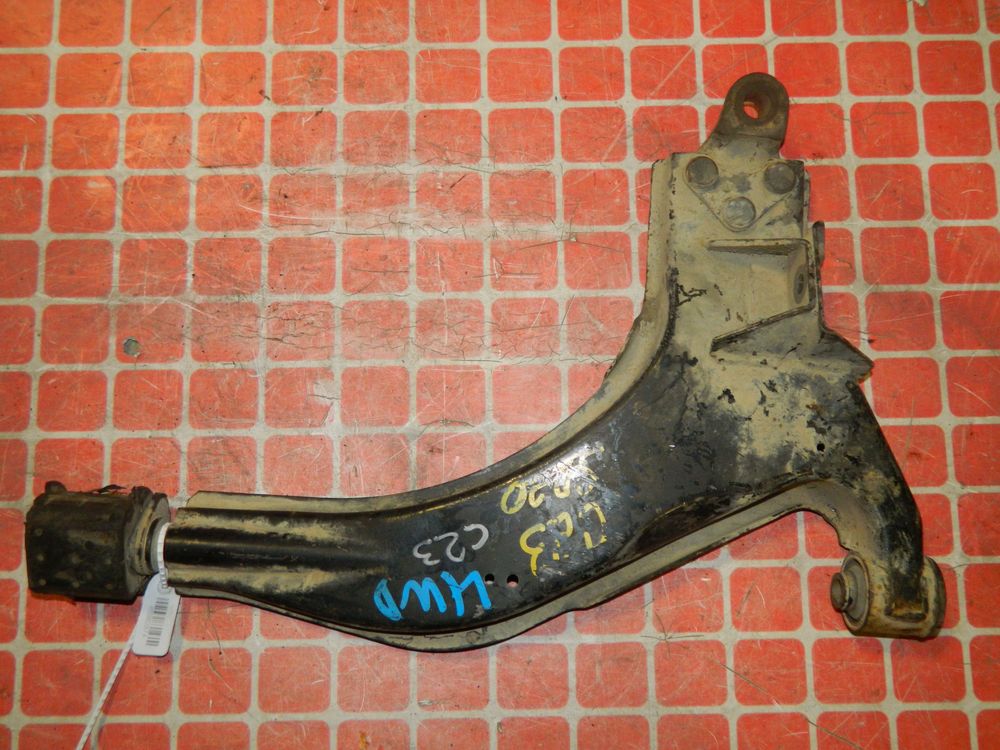 Рычаг подвески NISSAN SERENA C23 Перед Лев (Контрактный) 45980974