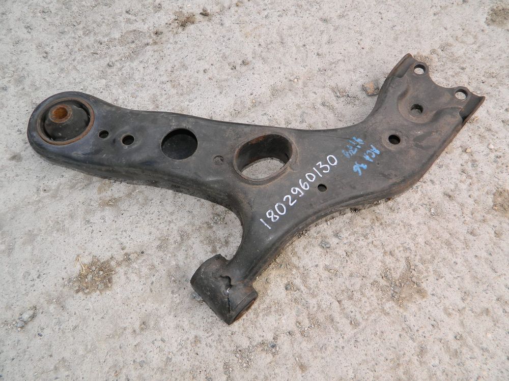 Рычаг подвески TOYOTA RAV4 ACA36 Перед Прав (Контрактный) 1802960130
