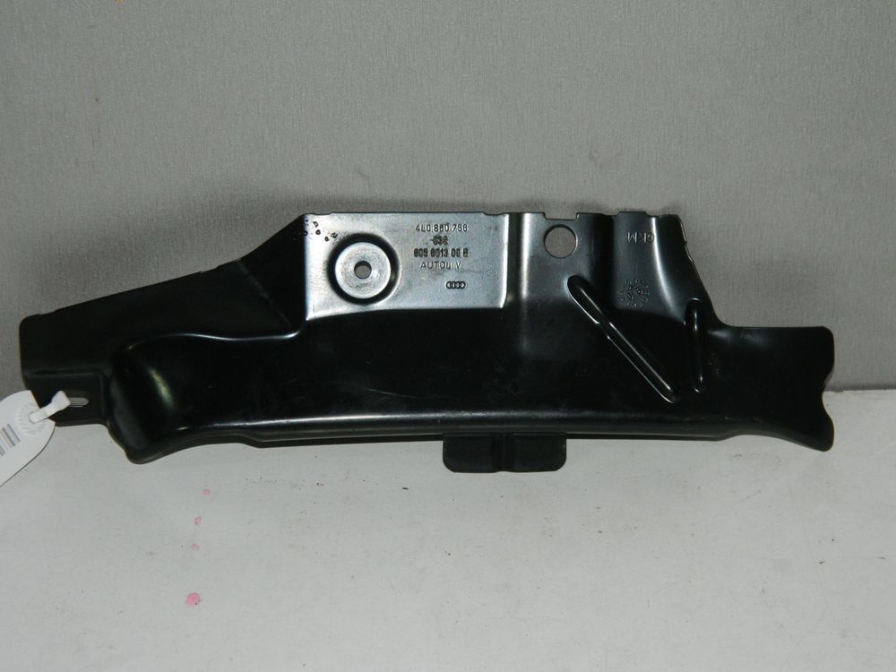 Кронштейн подушки безопасности AUDI Q7 4L (Б/У) 35020506