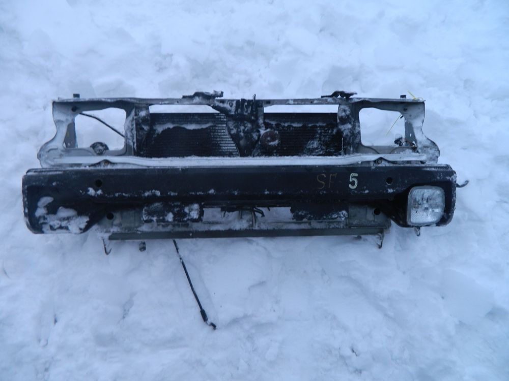 Рамка радиатора SUBARU FORESTER SF5 (Контрактный) 79773985