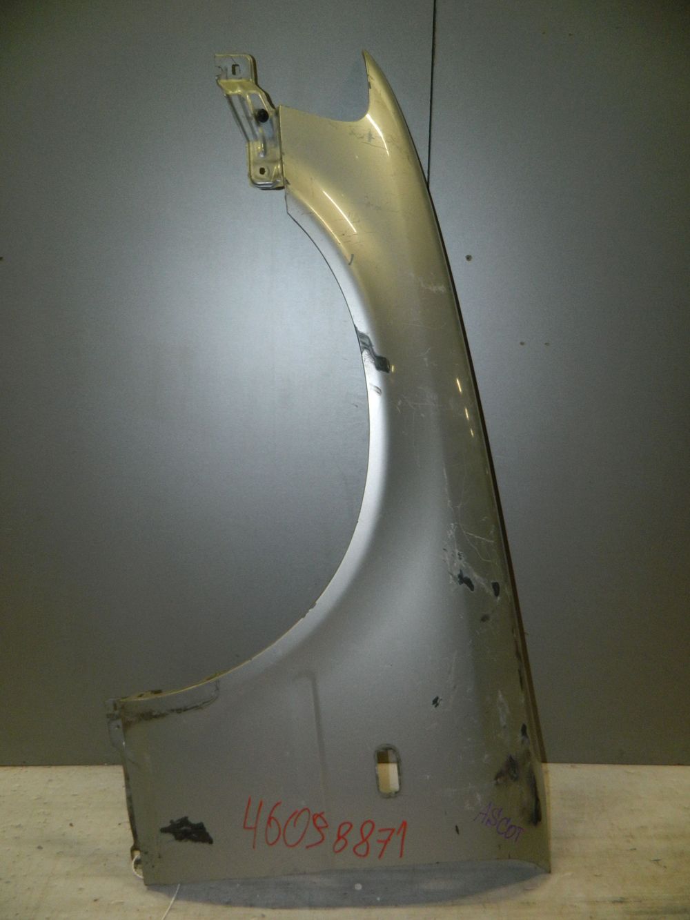 Крыло HONDA ASCOT CB4 Перед Лев (Контрактный) 46098871