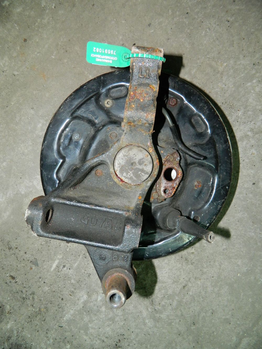 Ступица MAZDA PREMACY CP8W Зад Лев (Контрактный) 79591082