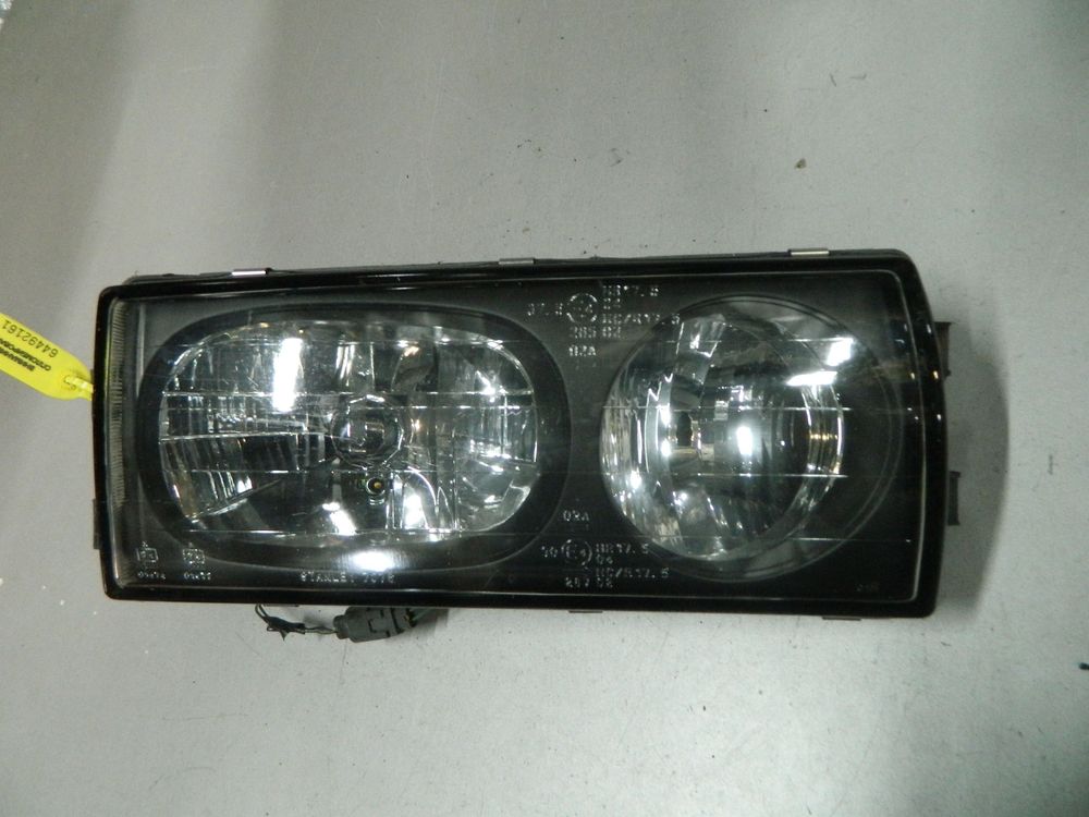 Фара MITSUBISHI DIAMANTE F13A Перед Прав 7076 (Контрактный) 64492161
