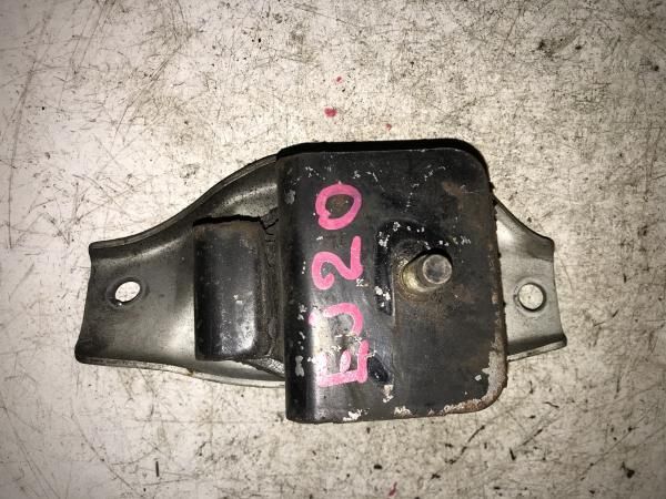 Подушка двигателя SUBARU EJ20 (Кoнтрактный)