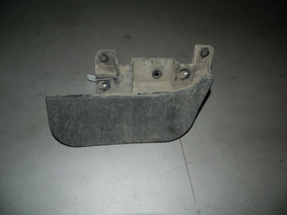 Брызговик AUDI Q7 4L BAR Зад Прав (Б/У)