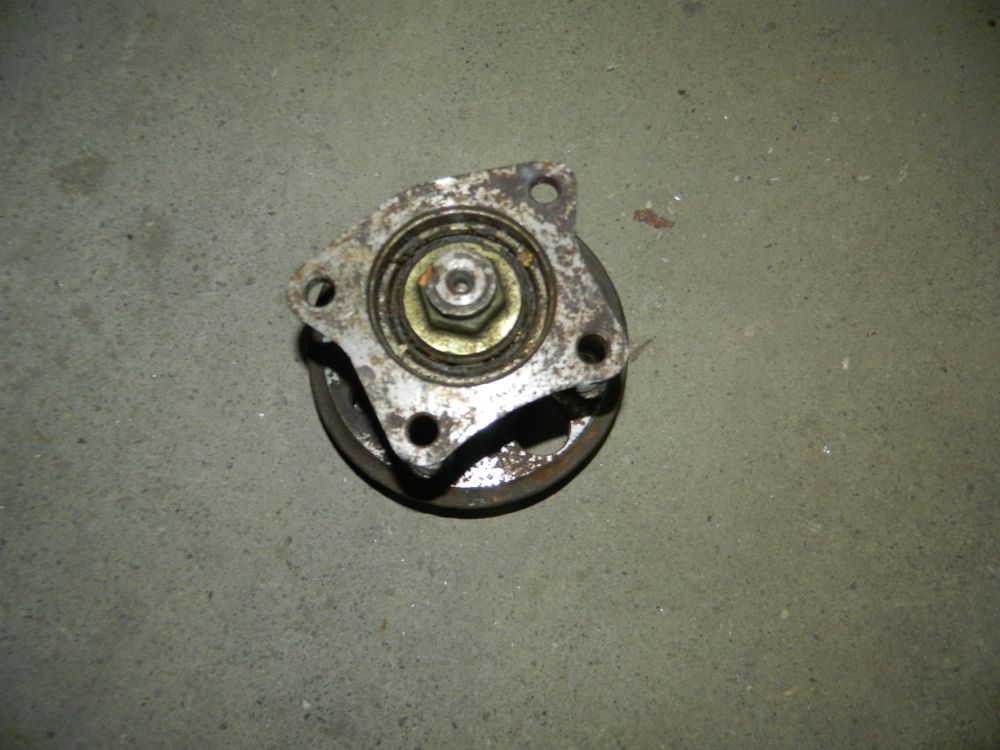 Ступица TOYOTA COROLLA AE90 Зад (Контрактный) 79586428