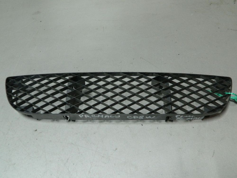 Решетка бампера MAZDA PREMACY CP8W (Контрактный) 81540919