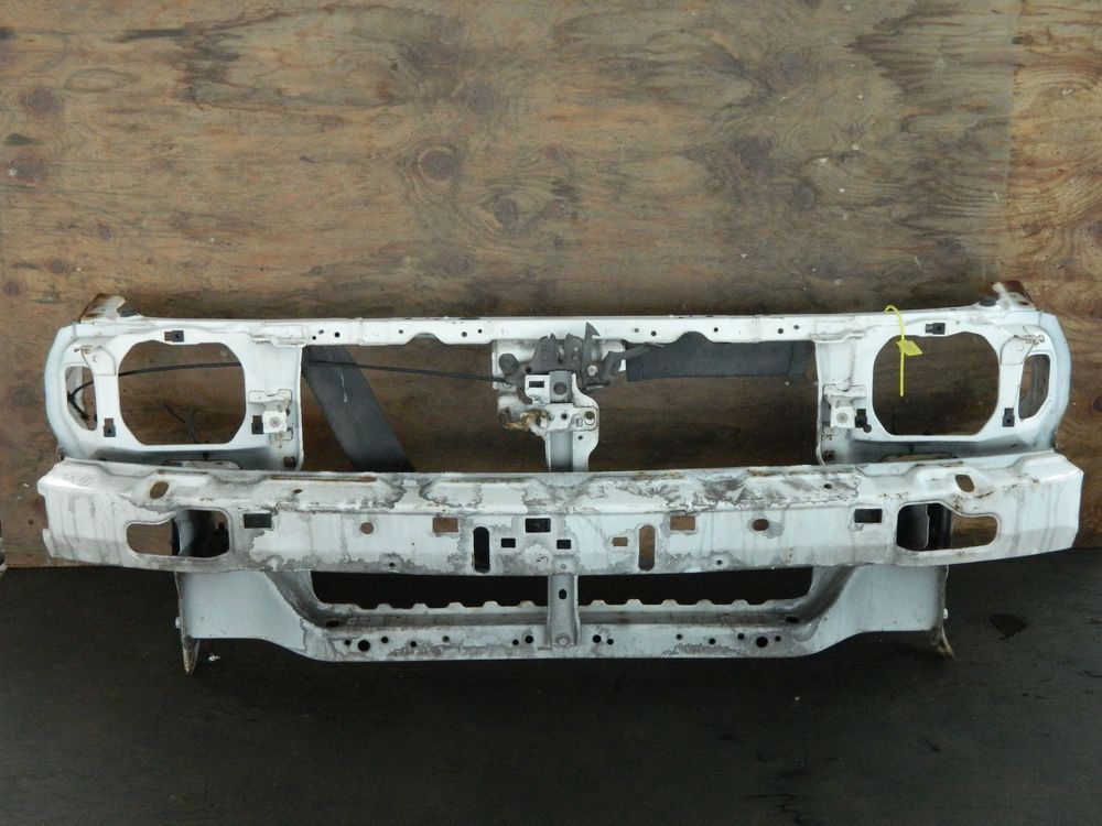 Рамка радиатора NISSAN AD Y10 (Контрактный) 94584267