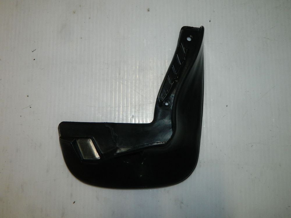 Брызговик SAT STDTW1064B1 NISSAN Cefiro,Maxima