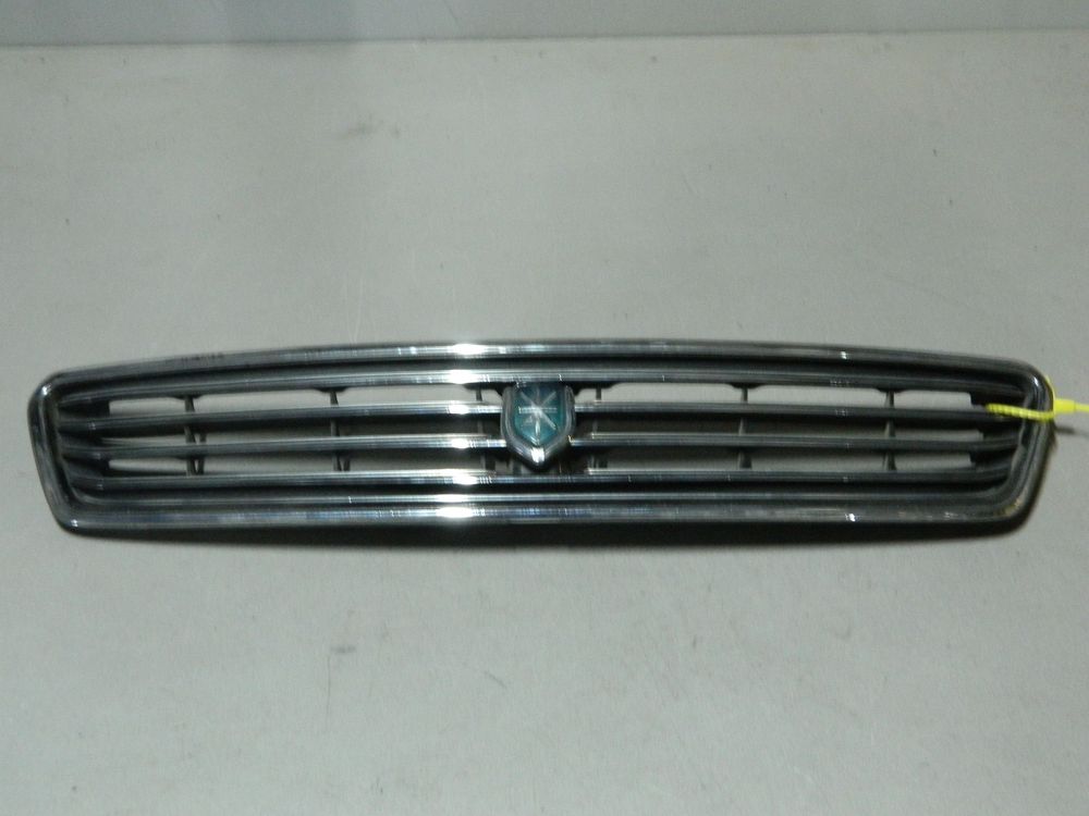 Решетка радиатора TOYOTA MARK II WAGON QUALIS SXV20 (Контрактный) 79773585