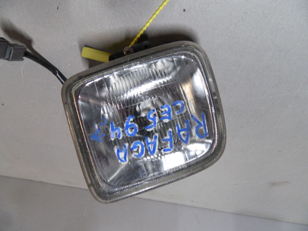 Фара противотуманная HONDA ASCOT CE4 Перед Лев (Контрактный) 79768644