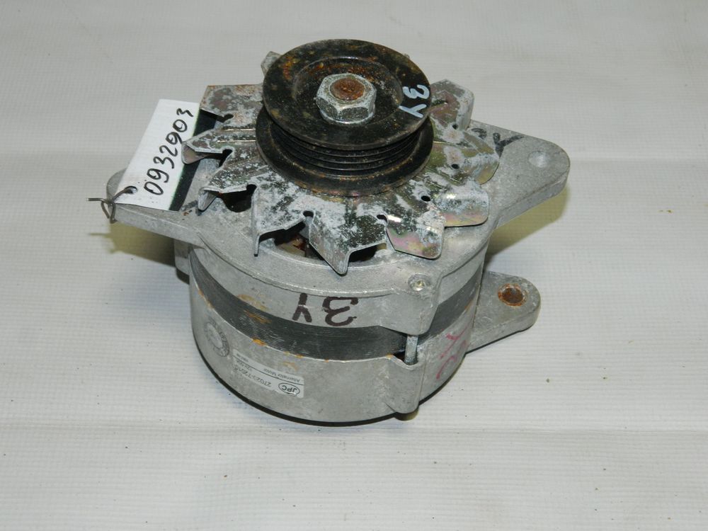Генератор TOYOTA 3YJ (Контрактный)