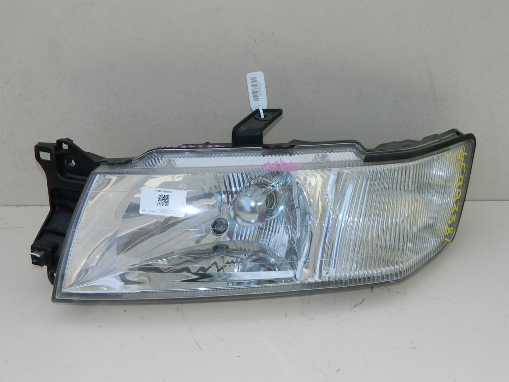 Фара MITSUBISHI CHARIOT N84W Перед Лев (Контрактный) 45993381