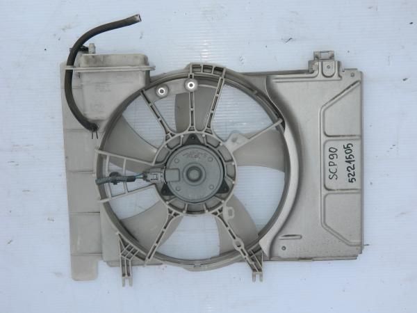 Диффузор радиатора TOYOTA VITZ SCP90 2SZ (Контрактный) 5221505