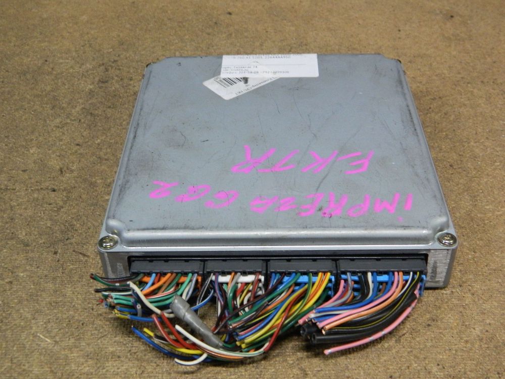 Блок управления ДВС SUBARU IMPREZA EJ152 (Контрактный) 10714