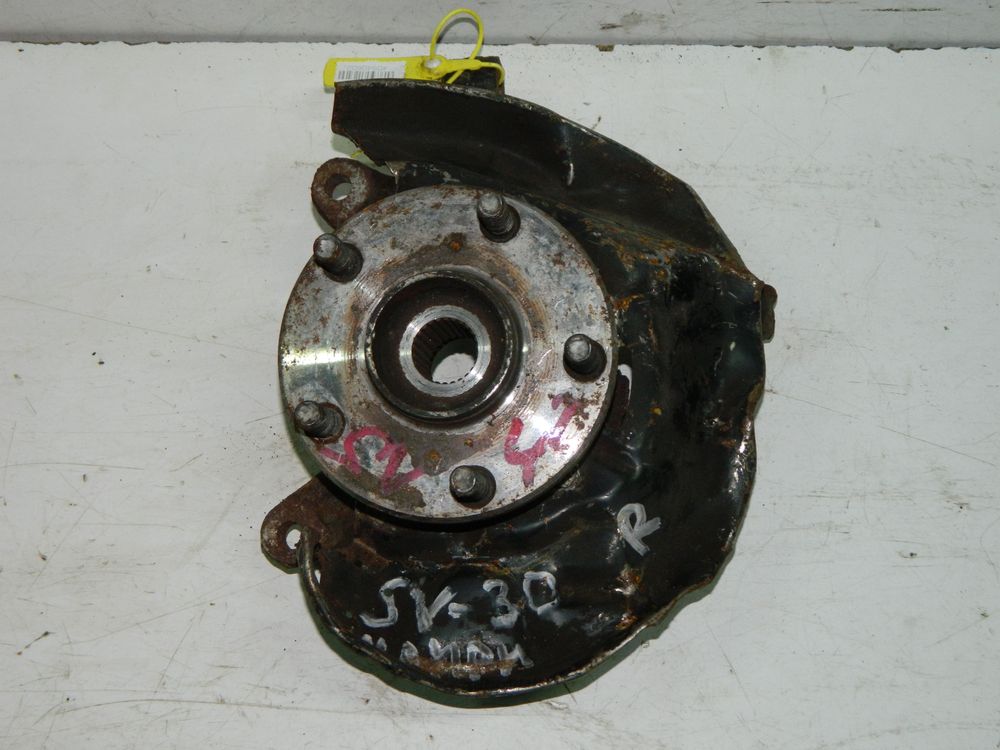 Ступица TOYOTA VISTA SV30 Перед Лев (Контрактный) 40940602