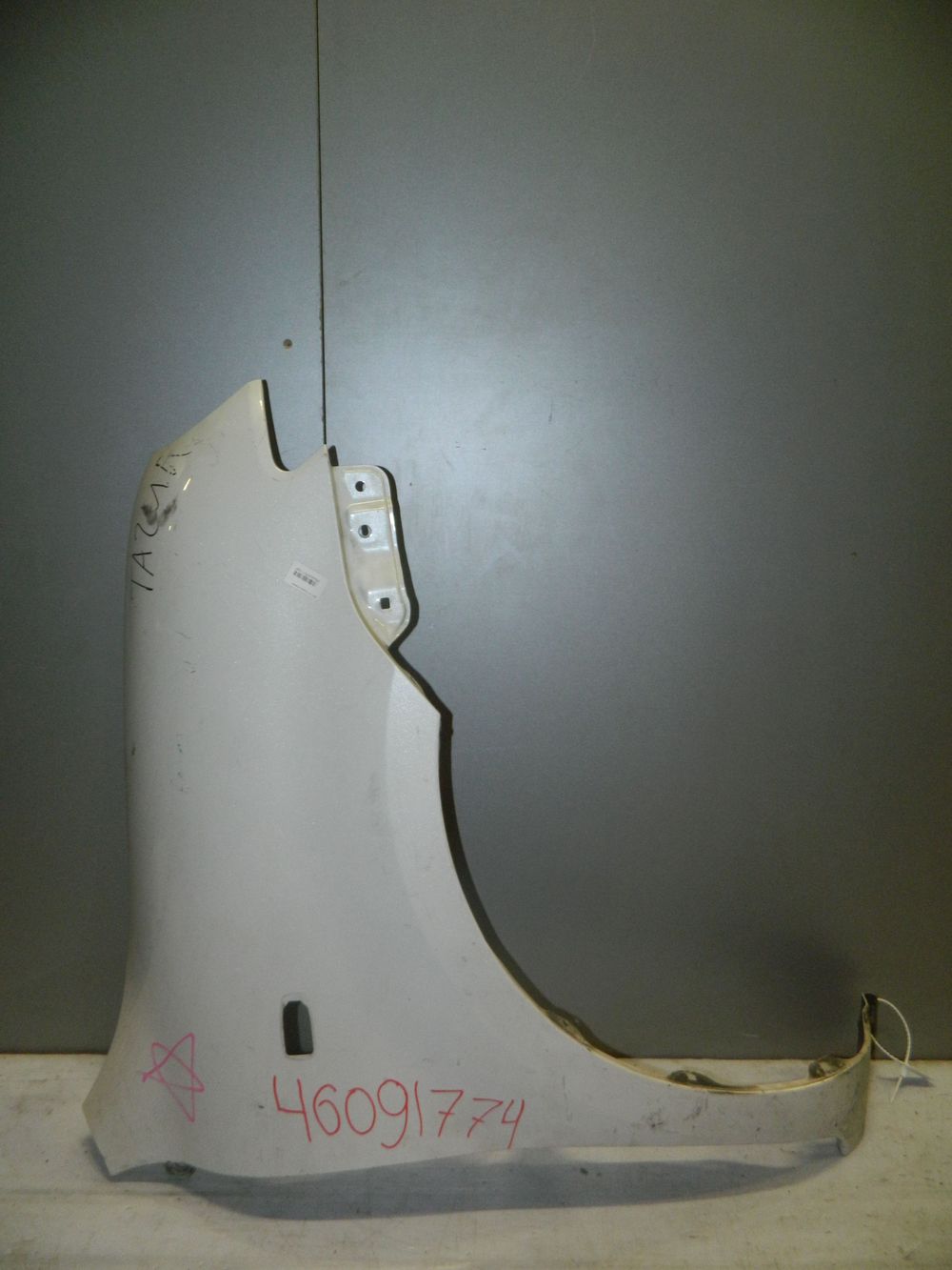 Крыло TOYOTA SIENTA NCP81 Перед Прав (Контрактный) 46091774