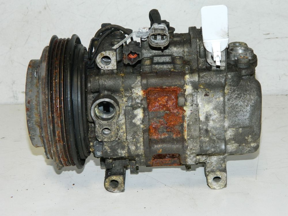 Компрессор кондиционера SUBARU LEGACY EJ202 (Контрактный) 45990571