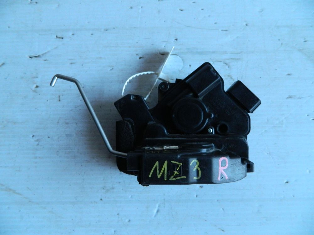 Замок двери MAZDA 3 BK Перед Прав (Контрактный) 35021362